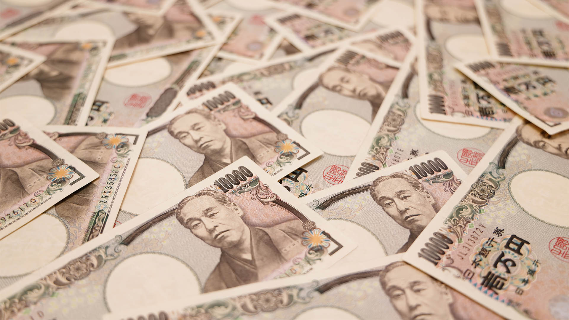 Lots of Japanese money laid down/Money is a 10,000 yen bill in Japan